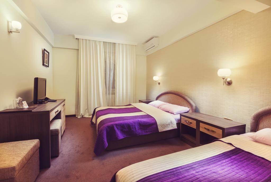 Hotel Kole Čačak Zimmer foto