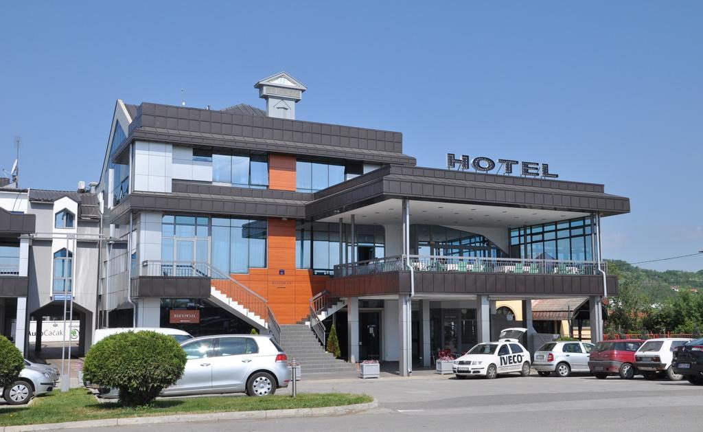 Hotel Kole Čačak Exterior foto